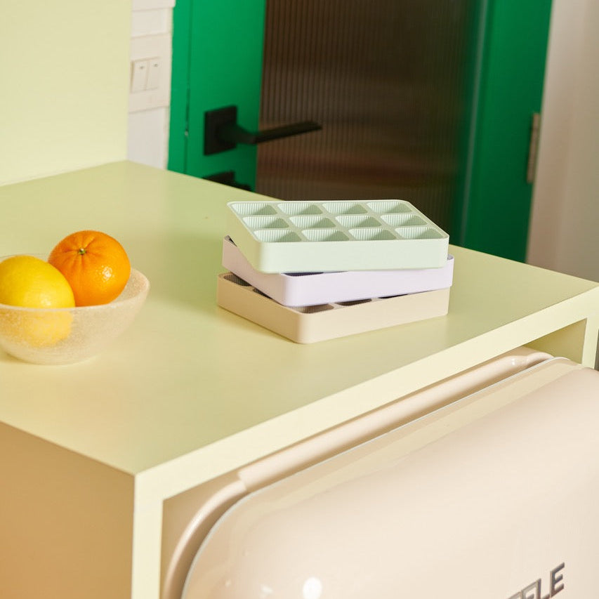 hako Silicone Ice Tray with Lid