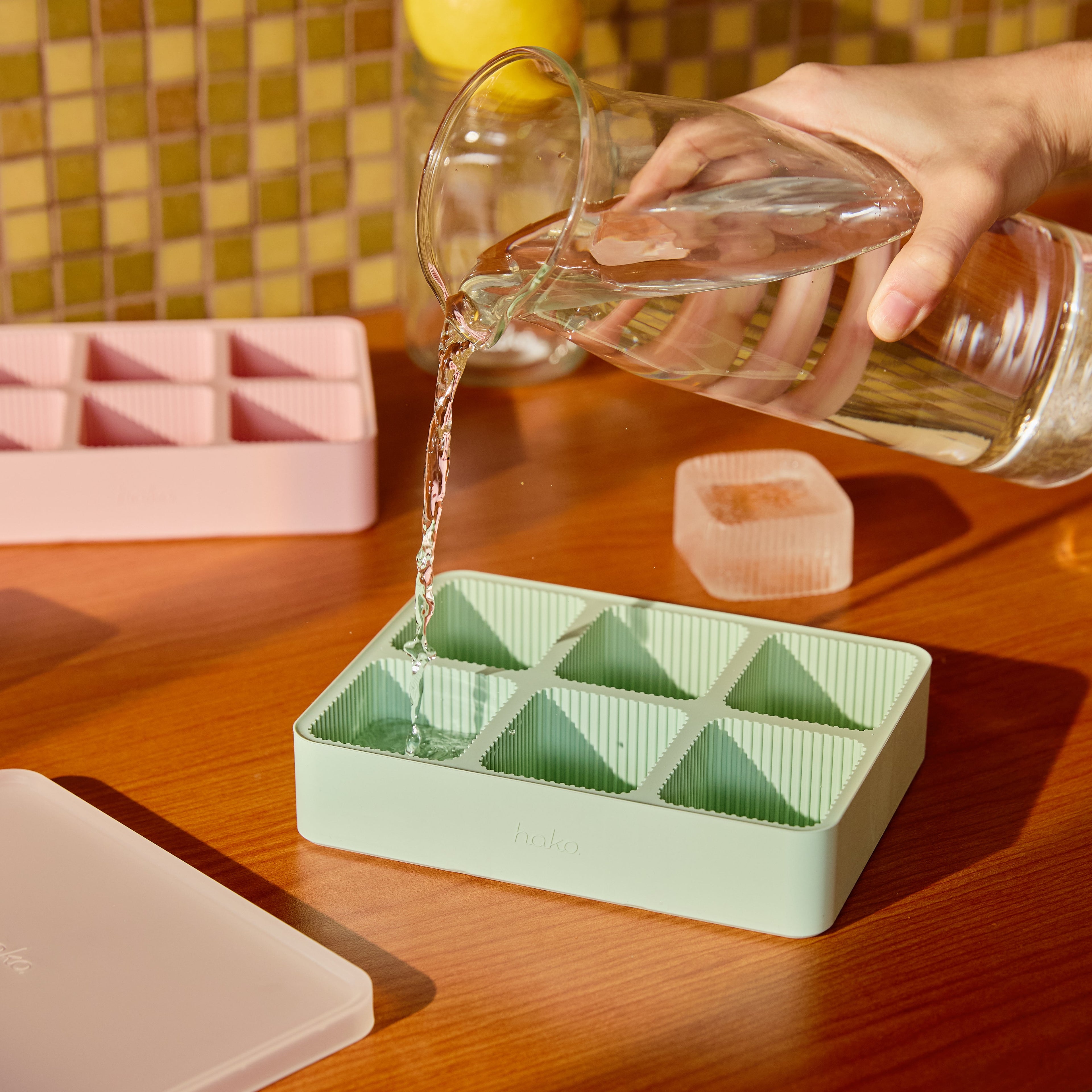 hako Large Silicone Ice Tray 6 cubes with Lid