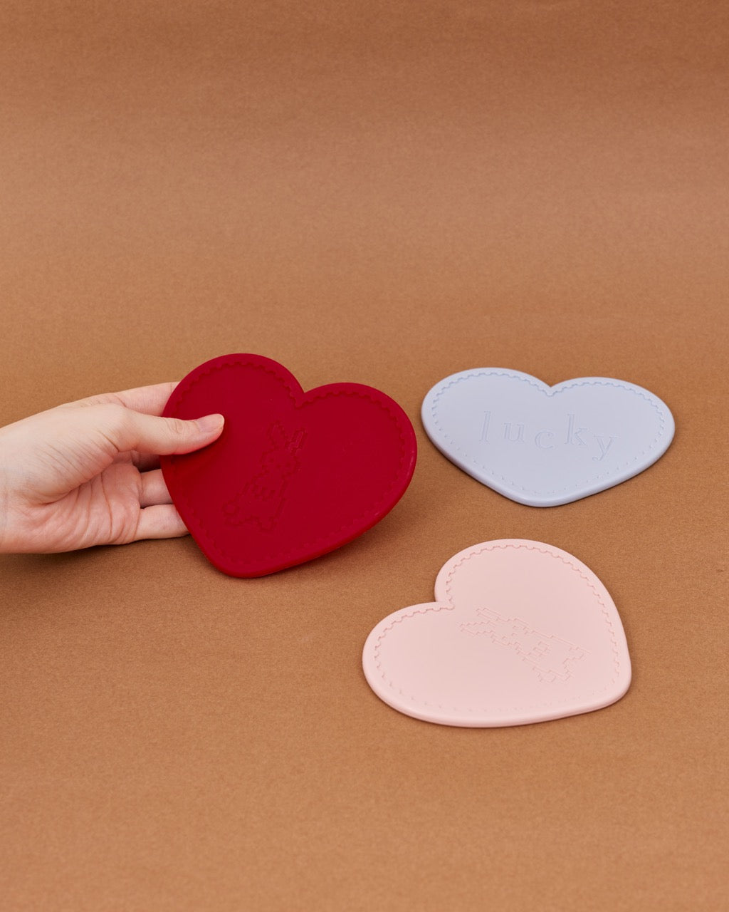 hako Silicone Heart Coaster Lucky Bunny